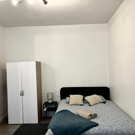 Апартаменты Au Coeur De Proche De La Cathedrale *